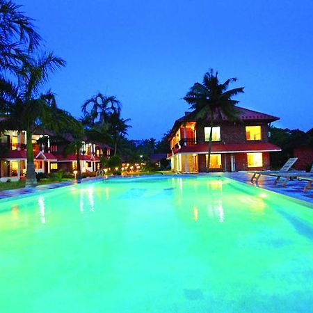 Leisure Vacations Gold Field Lake Resort, Кумараком Екстер'єр фото