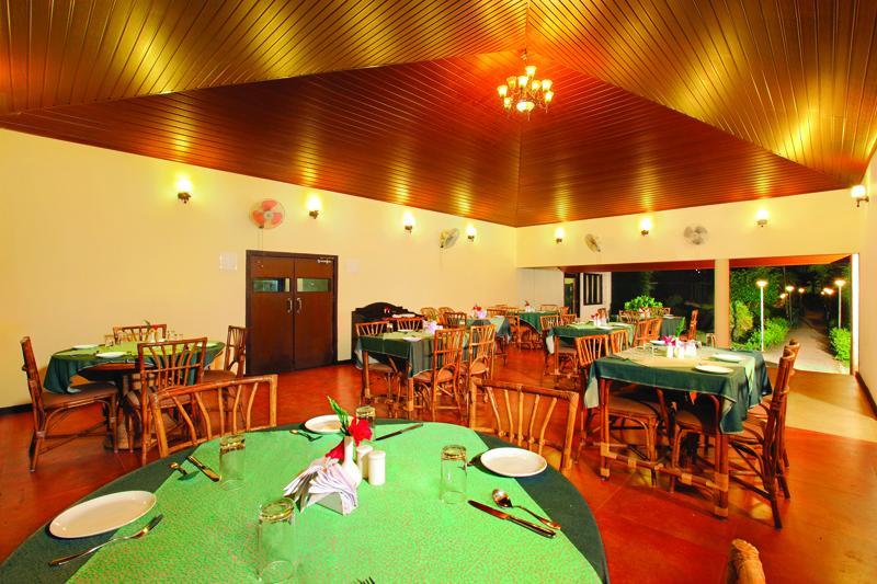 Leisure Vacations Gold Field Lake Resort, Кумараком Екстер'єр фото