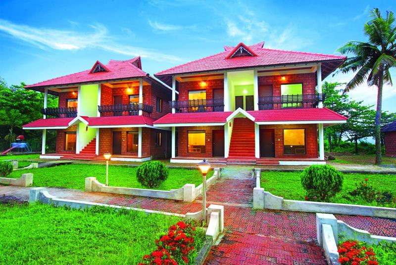 Leisure Vacations Gold Field Lake Resort, Кумараком Екстер'єр фото