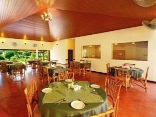 Leisure Vacations Gold Field Lake Resort, Кумараком Екстер'єр фото